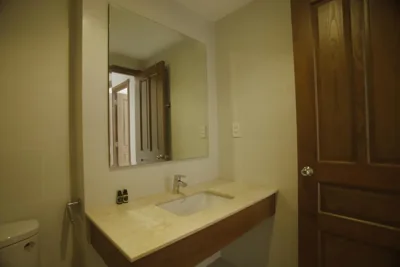 Khanh Gia Apartment – Foto’s 8